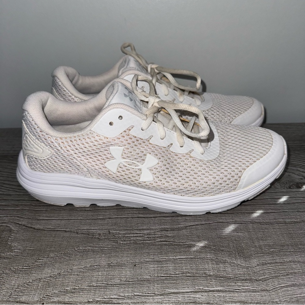 Under Armour Surge 2 Women’s Size 8.5 Shoes Running Walking Everyday